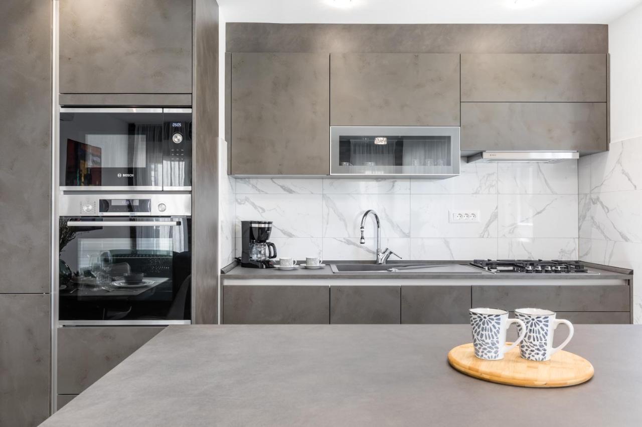 Elysian Zen Luxury Apartment - Two Bedroom Apartment With Terrace And Sea View Split Eksteriør bilde