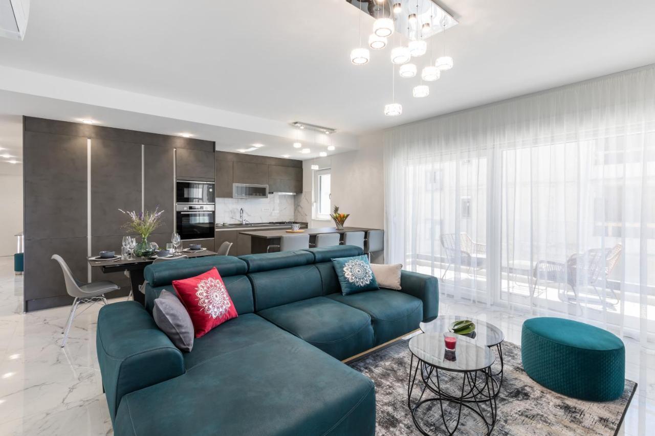 Elysian Zen Luxury Apartment - Two Bedroom Apartment With Terrace And Sea View Split Eksteriør bilde